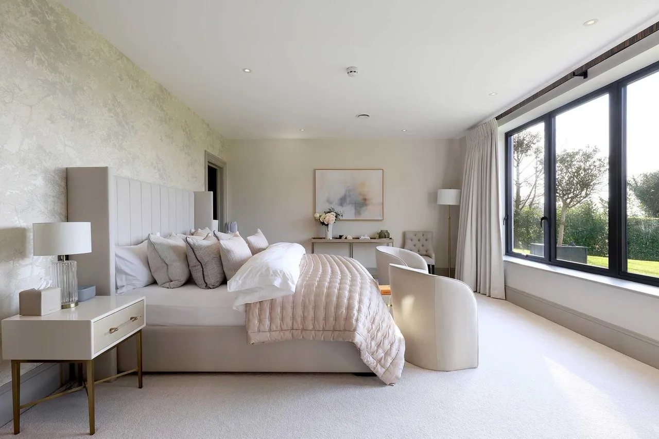 Harvest Hill, Bourne End, SL8, photo 21