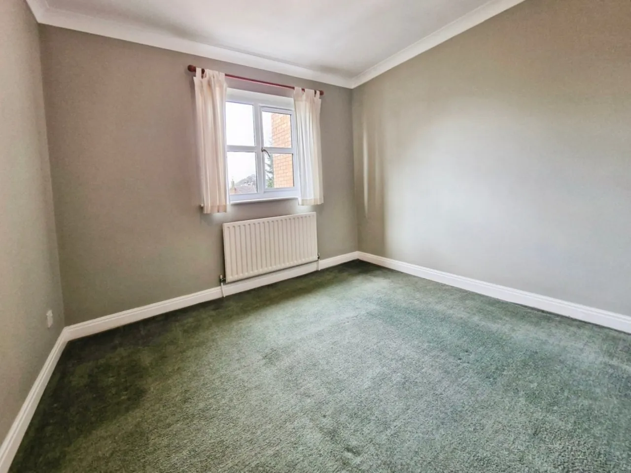 The Belfry, Windmill Lane, Yeadon, photo 5