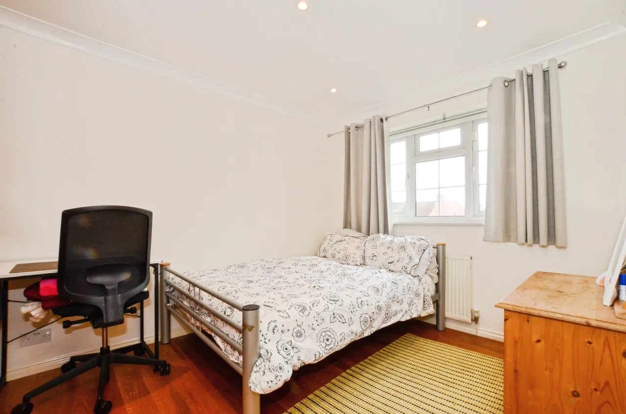 Barbican Road, Greenford, UB6, photo 11