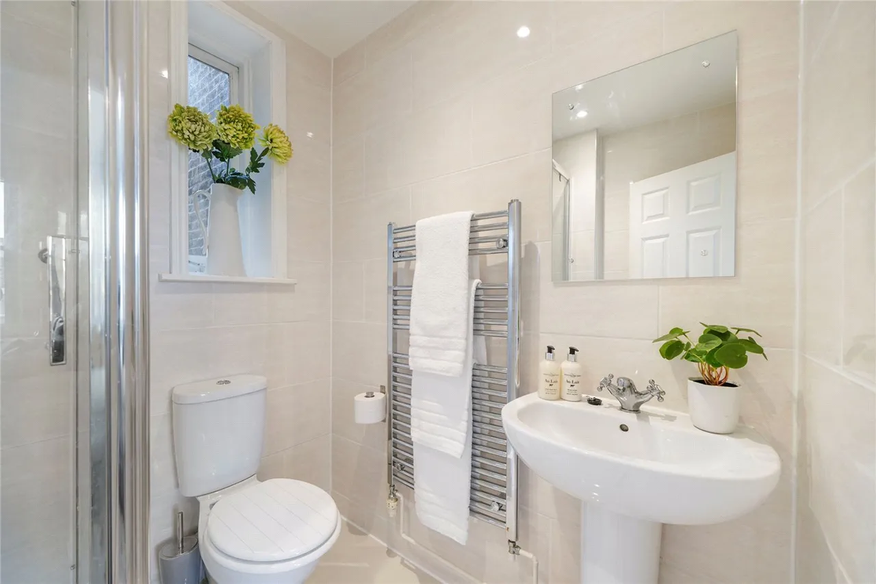 Queens Crescent, London, NW5, photo 10
