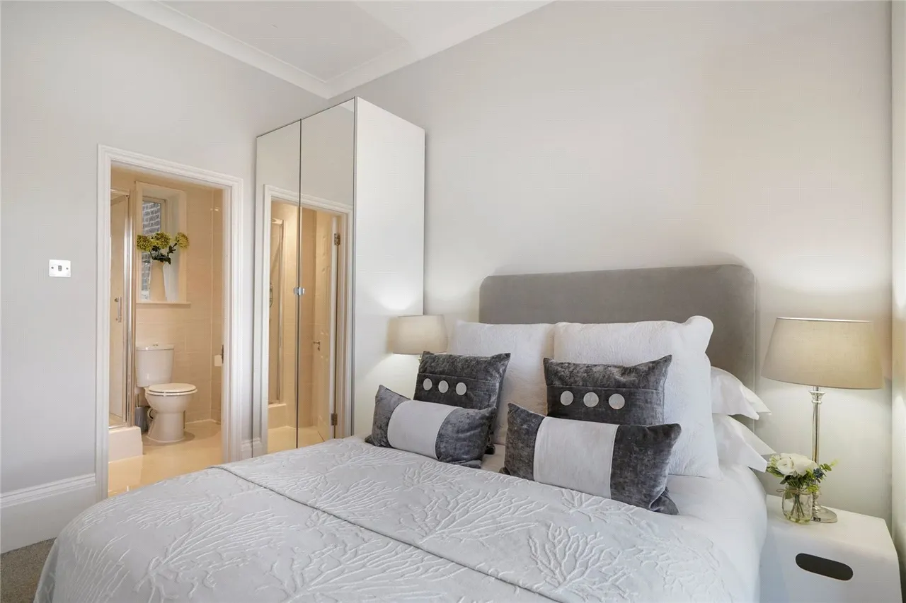 Queens Crescent, London, NW5, photo 9