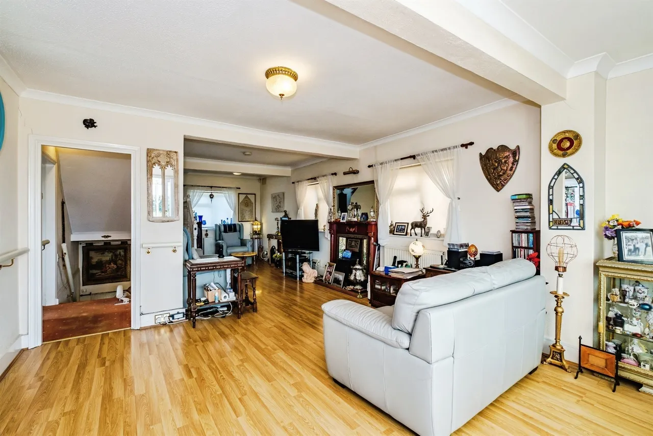 Brighton Road, Lancing, BN15, photo 10