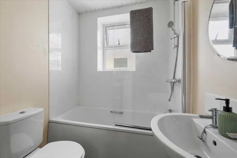 Furzehill Road, Plymouth, PL4, photo 6