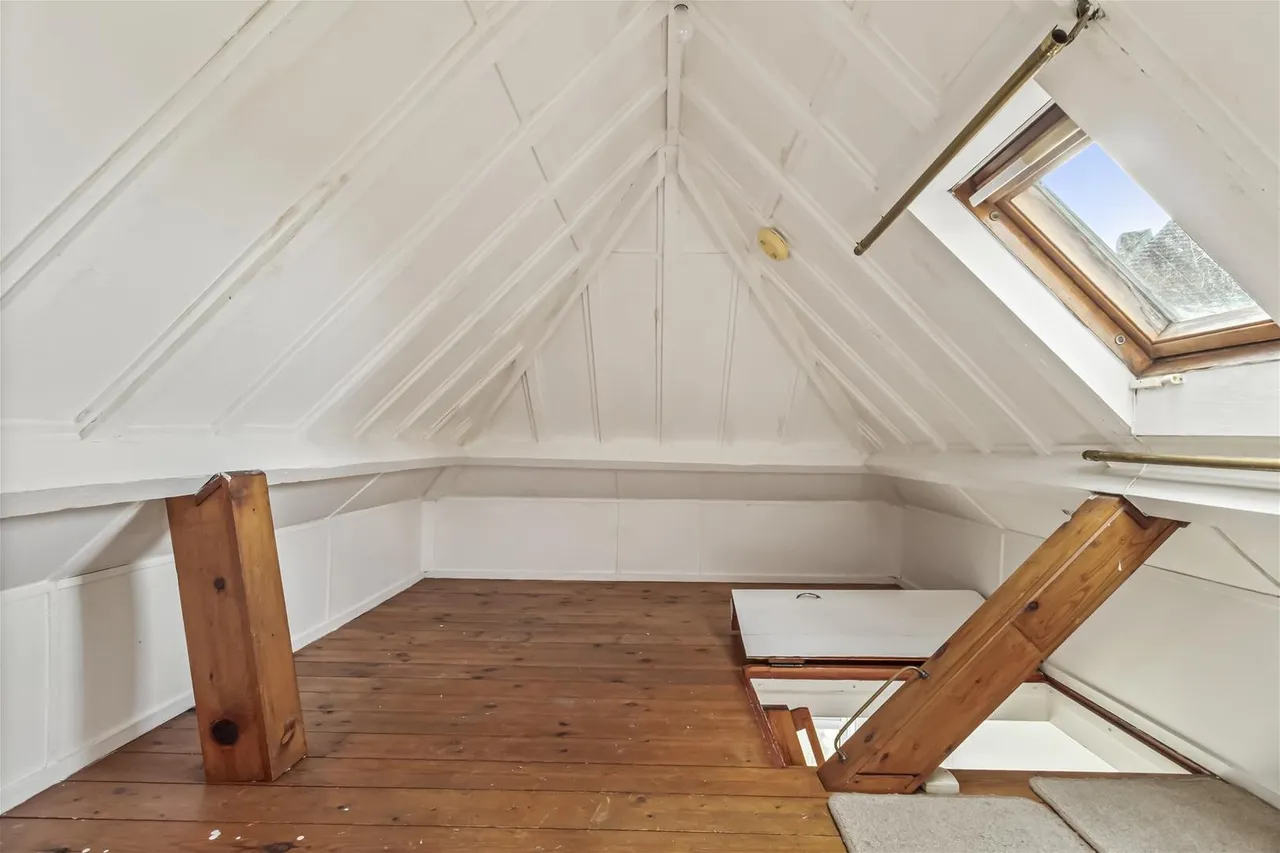 Half Moon Lane, Worthing, photo 13