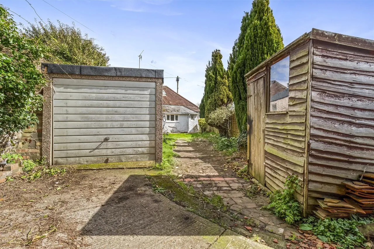 Half Moon Lane, Worthing, photo 20