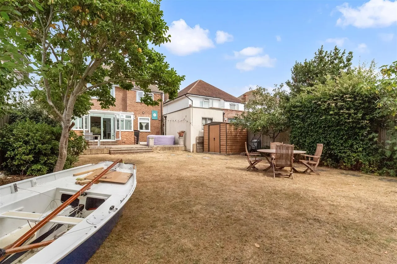 Goring Road, Goring-By-Sea, Goring-By-Sea Worthing, photo 22