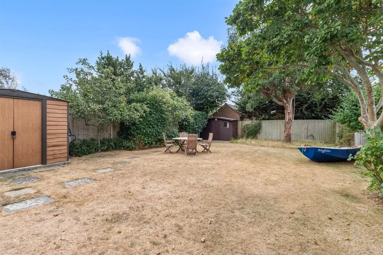 Goring Road, Goring-By-Sea, Goring-By-Sea Worthing, photo 23
