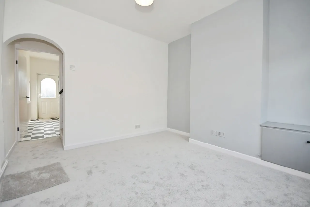 Wellington Street, New Whittington, Chesterfield, Derbyshire, S43, photo 3