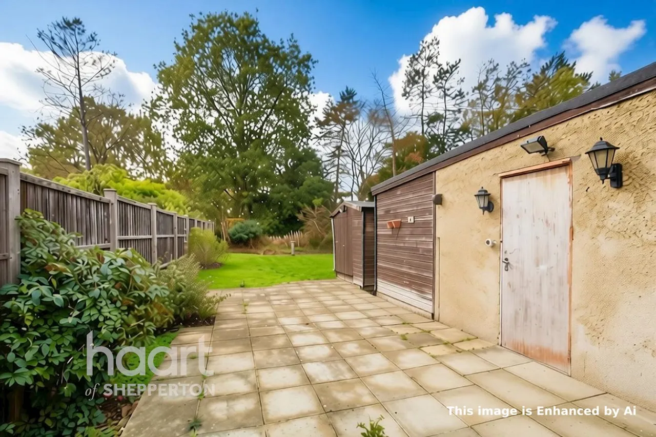 Gilmore Crescent, Ashford, TW15, photo 18