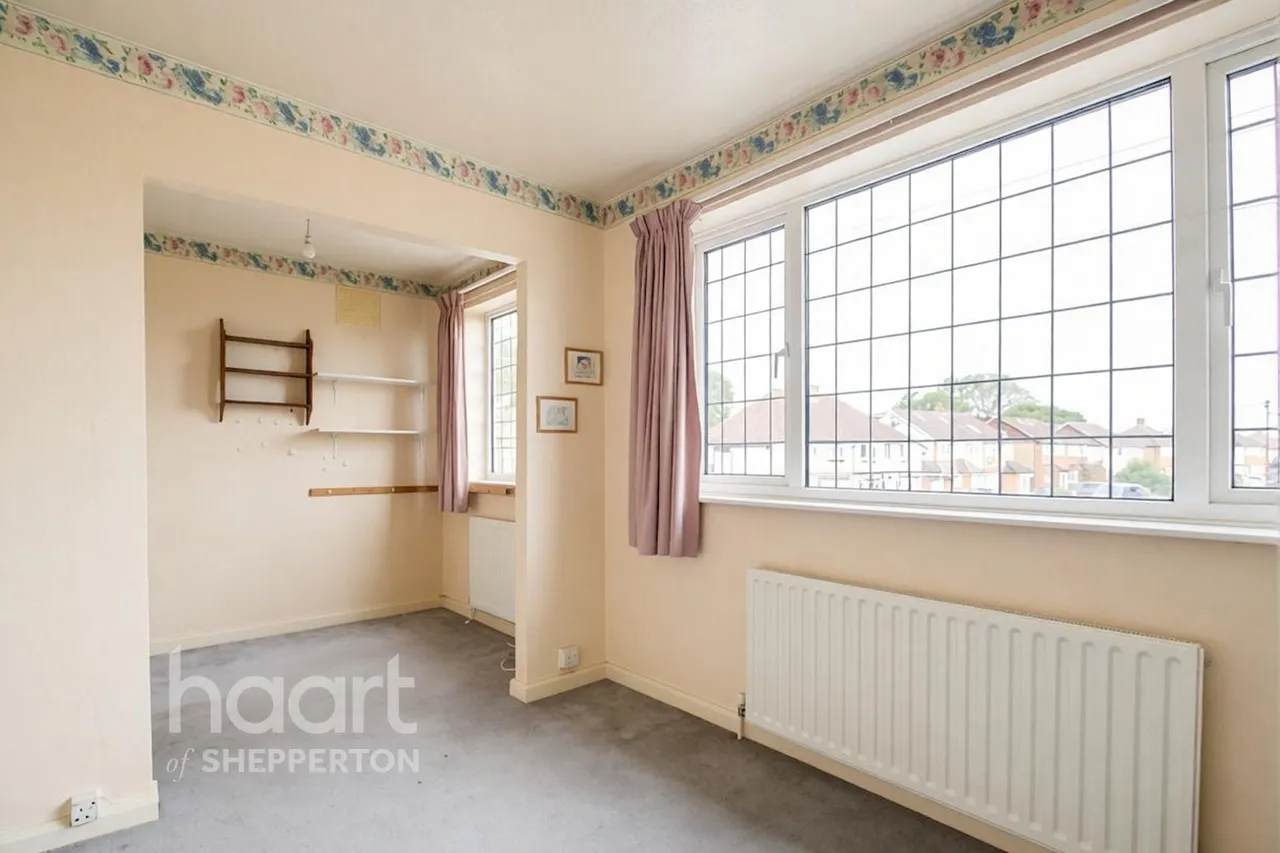 Gilmore Crescent, Ashford, TW15, photo 10