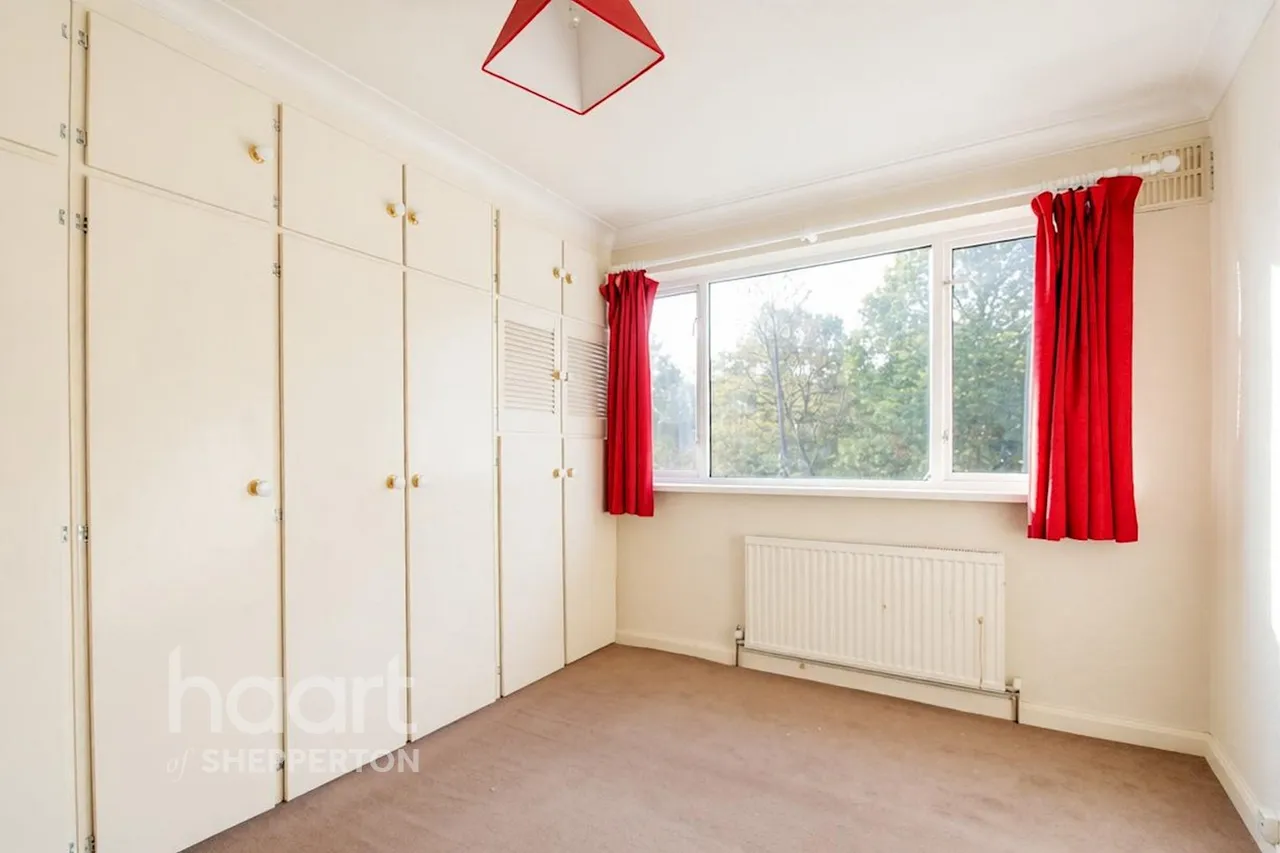 Gilmore Crescent, Ashford, TW15, photo 14