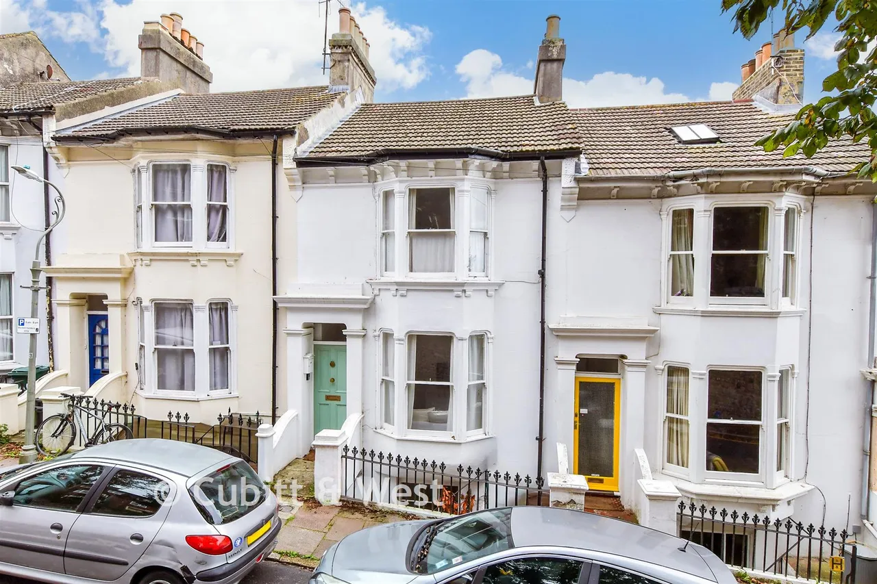 3 bed flat for sale, Wakefield Road, Brighton, BN2