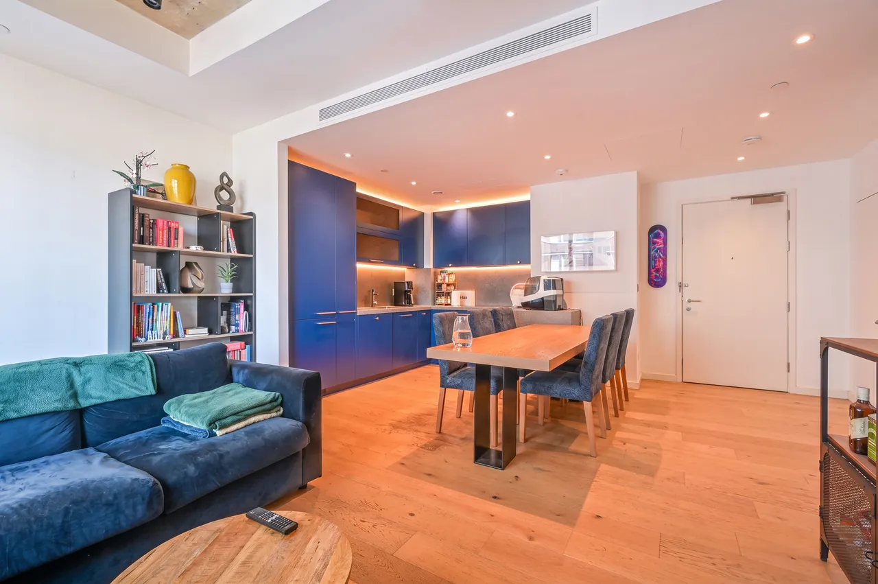 London, E14, photo 2
