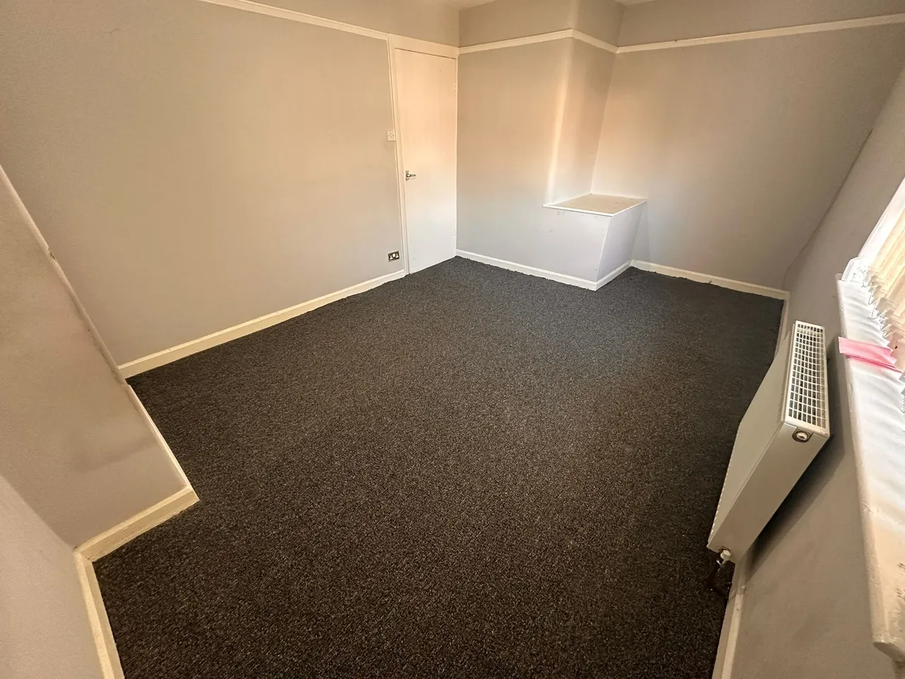 Throstle Avenue, Leeds, LS10, photo 5