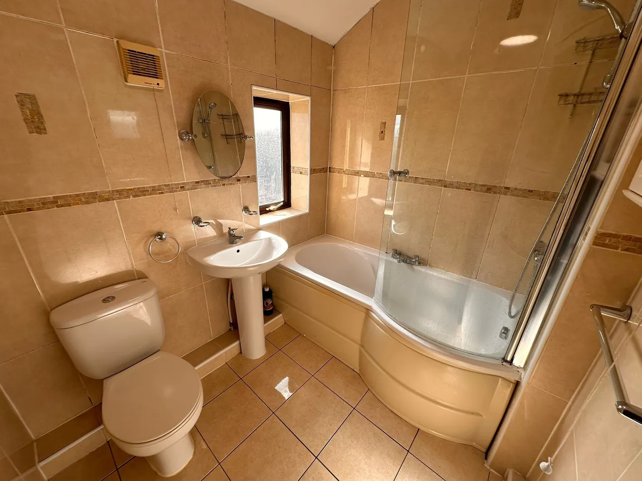 Throstle Avenue, Leeds, LS10, photo 4