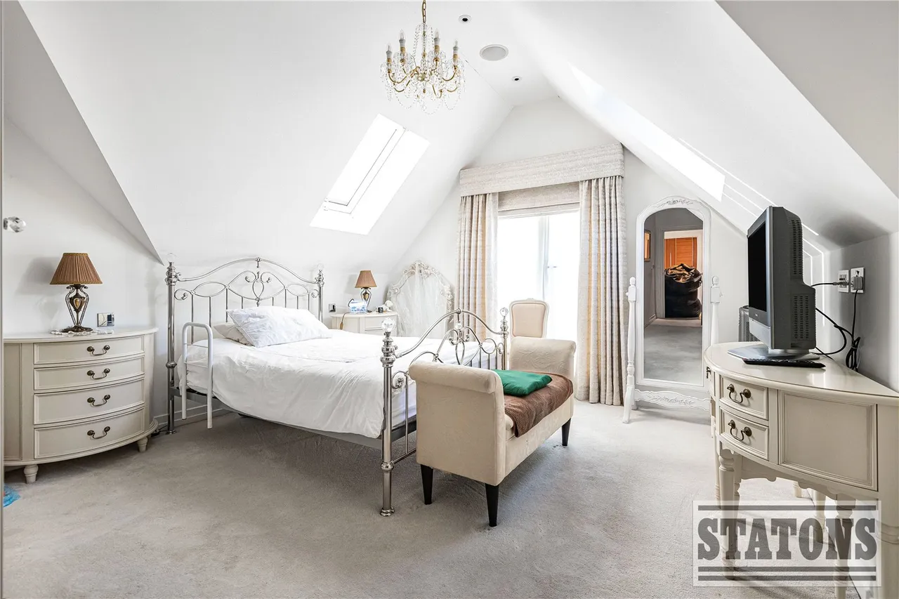 Uplands Park Road, Enfield, EN2 7PG, photo 14