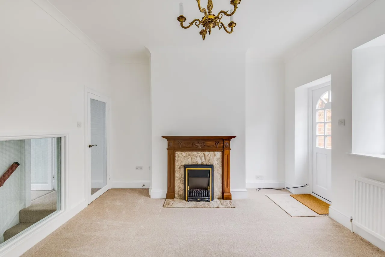 High Street, Welwyn, Herts, AL6, photo 6