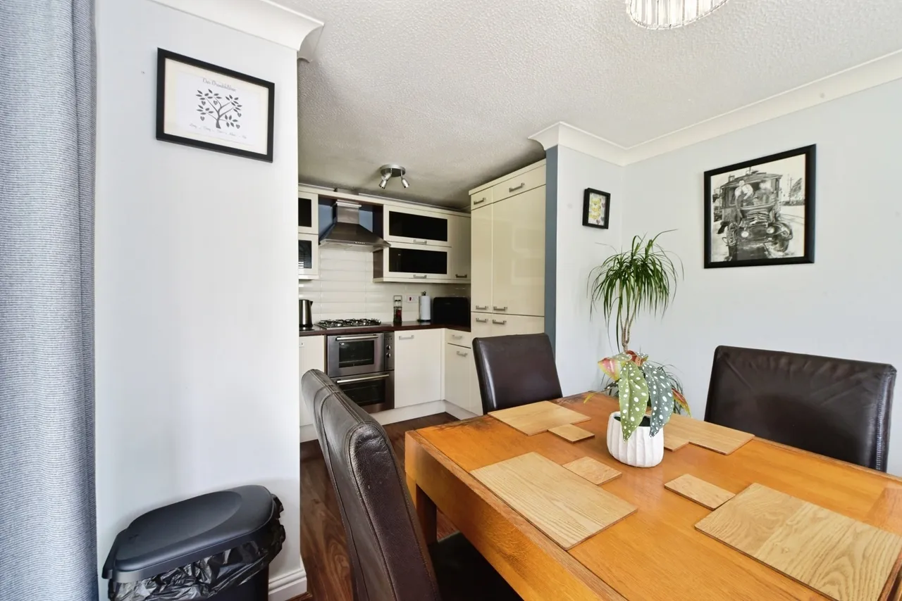 Deepwell Avenue, Halfway, Sheffield, S20, photo 5