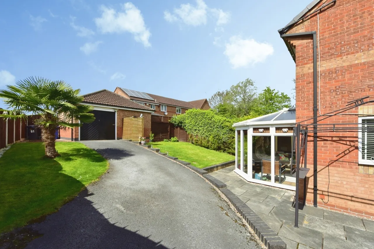 Deepwell Avenue, Halfway, Sheffield, S20, photo 17
