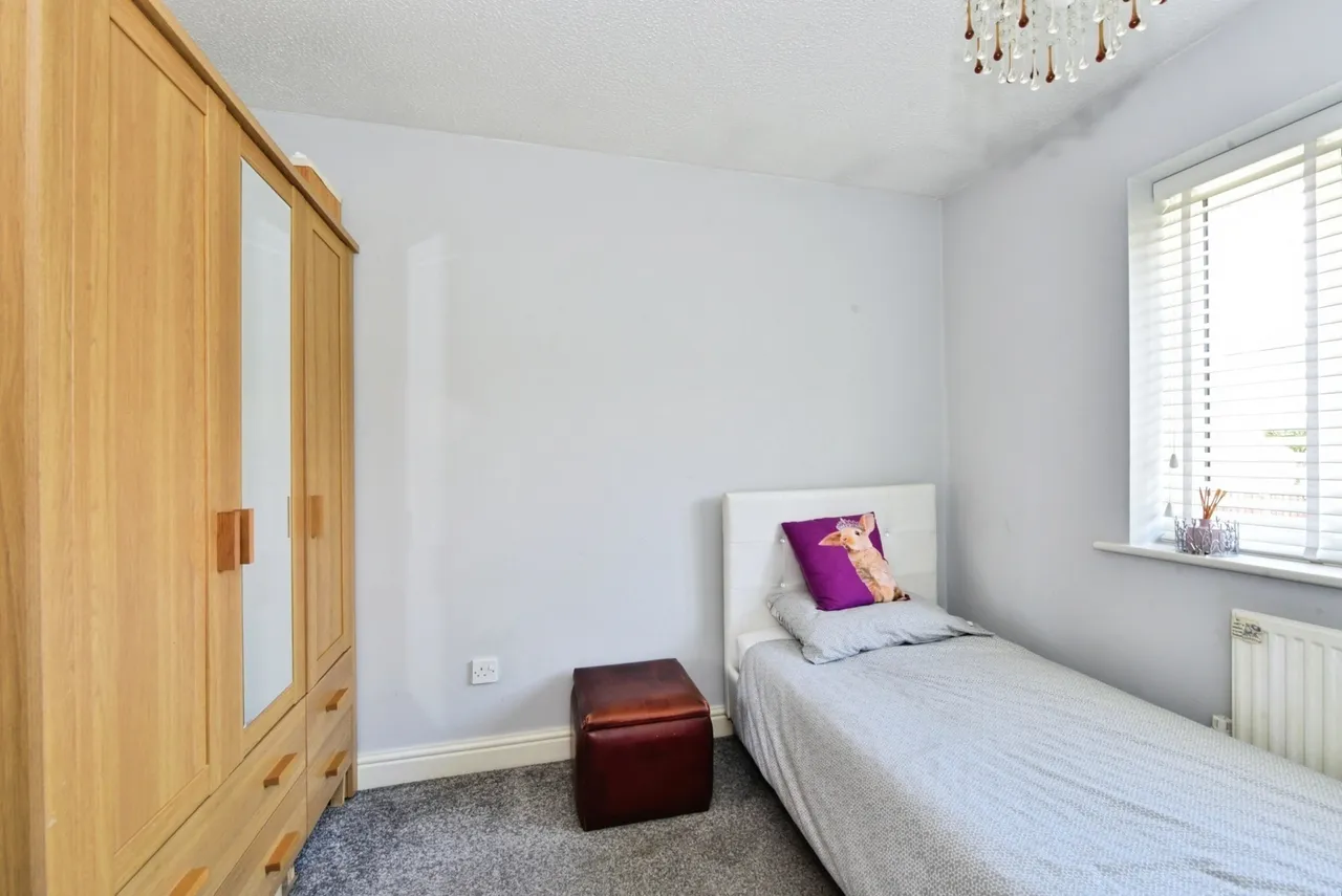 Deepwell Avenue, Halfway, Sheffield, S20, photo 11