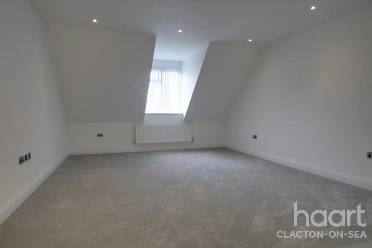 Stone Green Road, CO16, photo 2