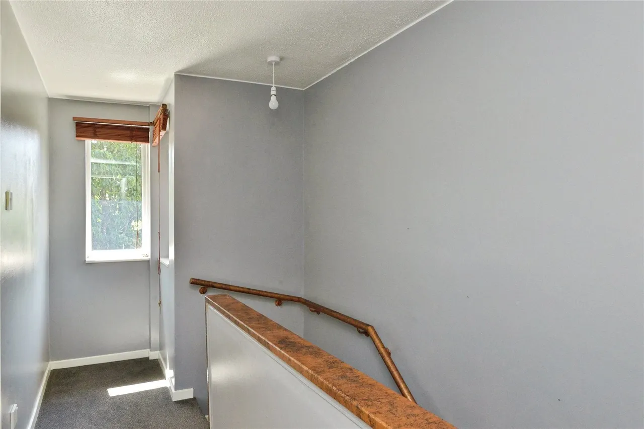 Tamarisk Court, Walnut Tree, Milton Keynes, Buckinghamshire, MK7, photo 14