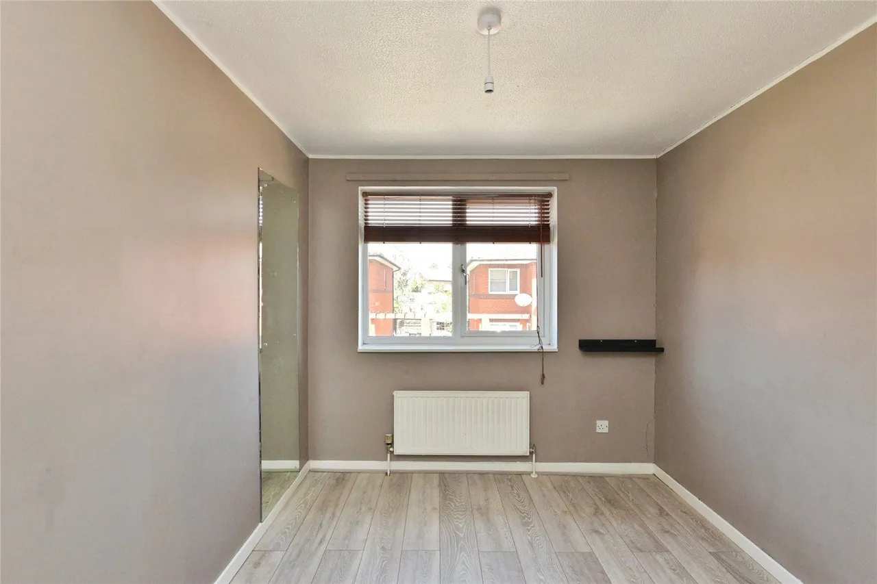 Tamarisk Court, Walnut Tree, Milton Keynes, Buckinghamshire, MK7, photo 17