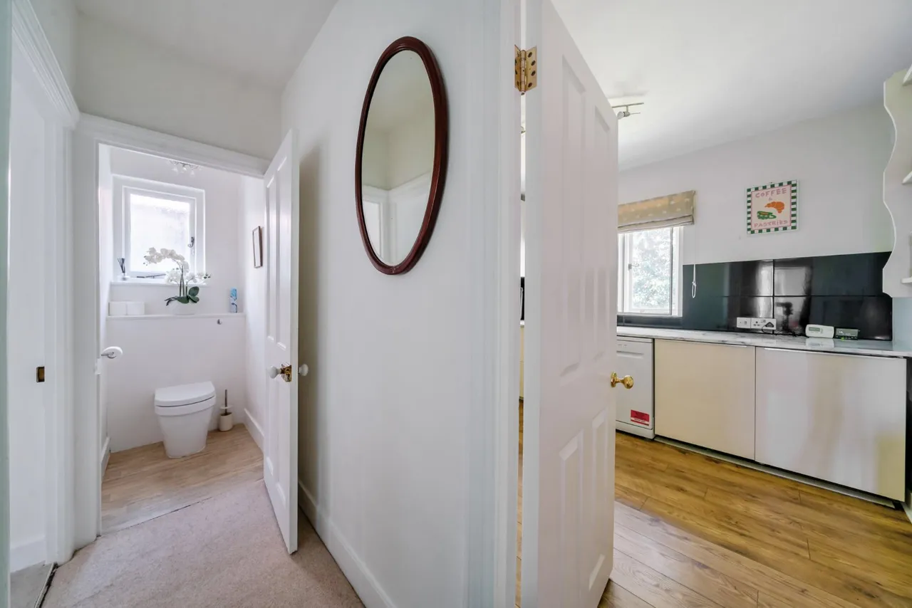 Lynton Road, Acton, London, W3, photo 7