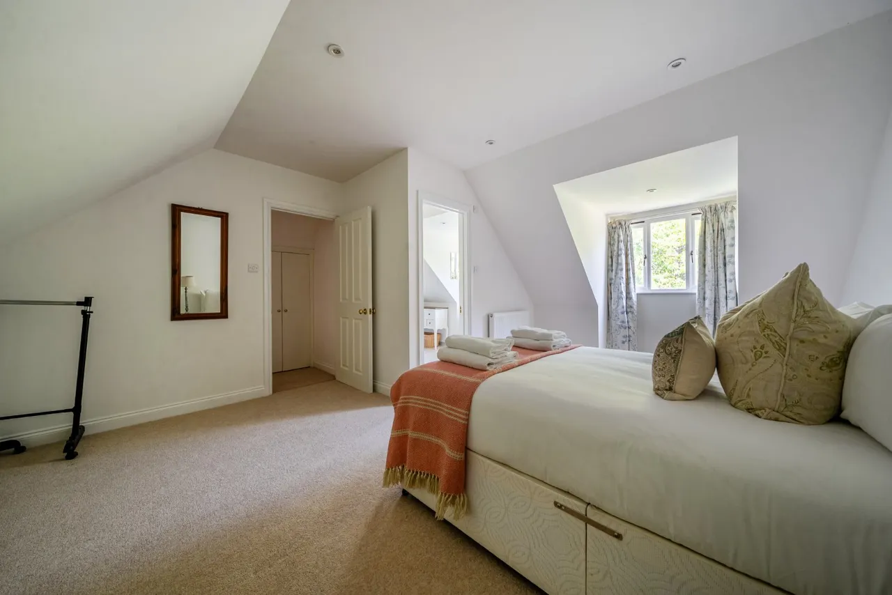 Lynton Road, Acton, London, W3, photo 2