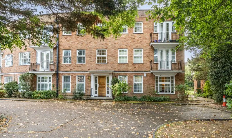 Ashley Road, Epsom, KT18, photo 18