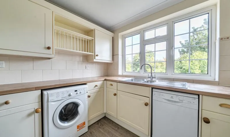 Ashley Road, Epsom, KT18, photo 8
