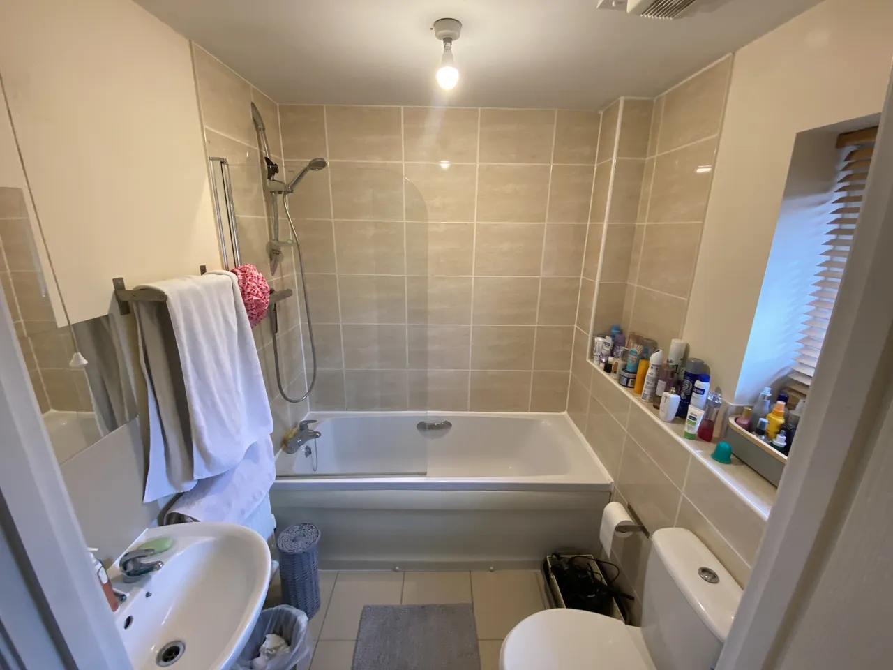 Fieldfare Close, NN18, photo 11
