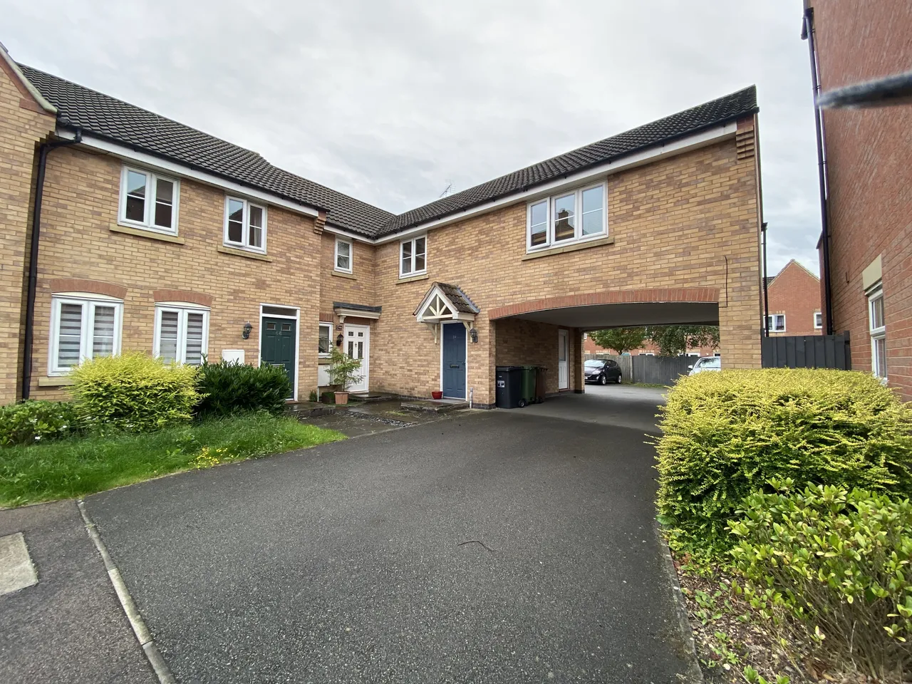 1 bed flat to rent, Fieldfare Close, NN18