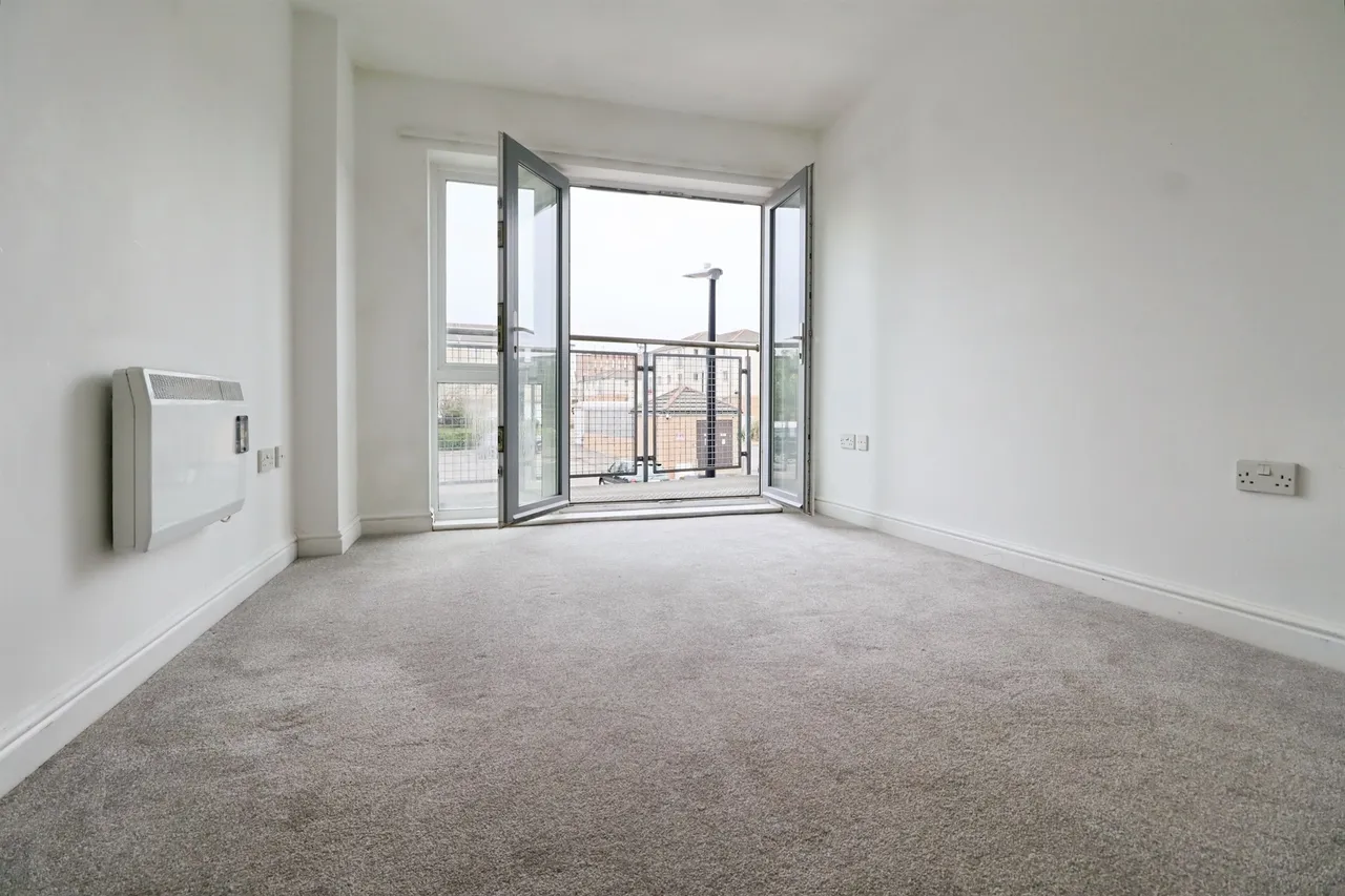 1 bed flat for sale, Rhodfa'r Gwagenni Barry, CF63