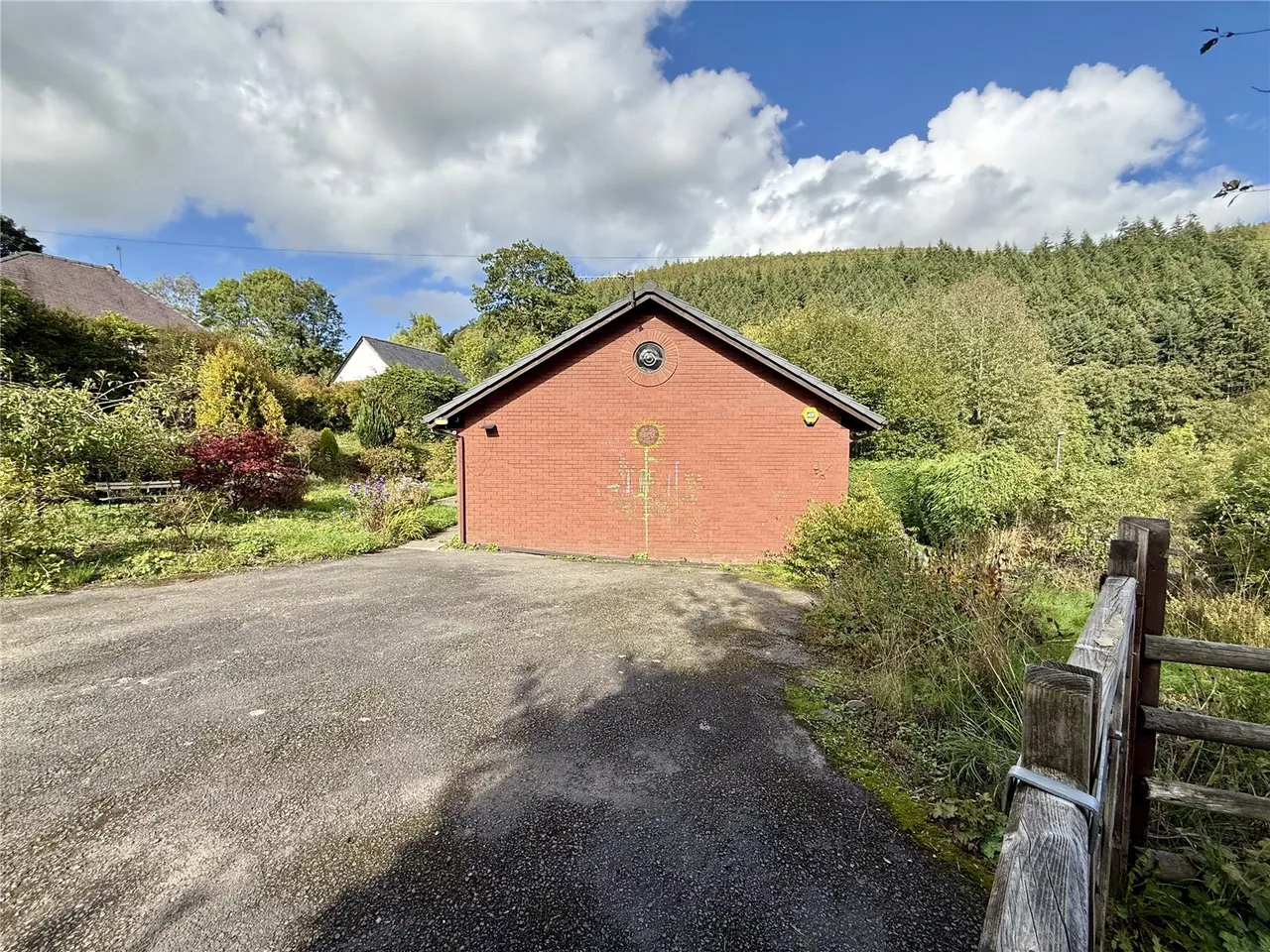 Crabtree Walk, Knighton, LD7, photo 18