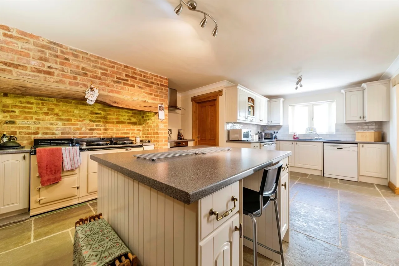 Spring Lane, Colsterworth, Grantham, photo 3