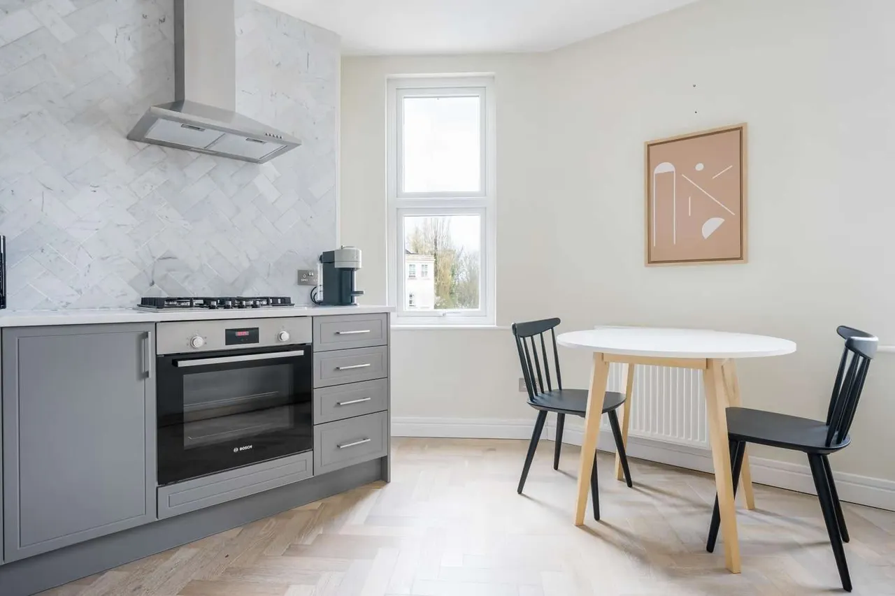 Fulham Road, London, SW6, photo 8