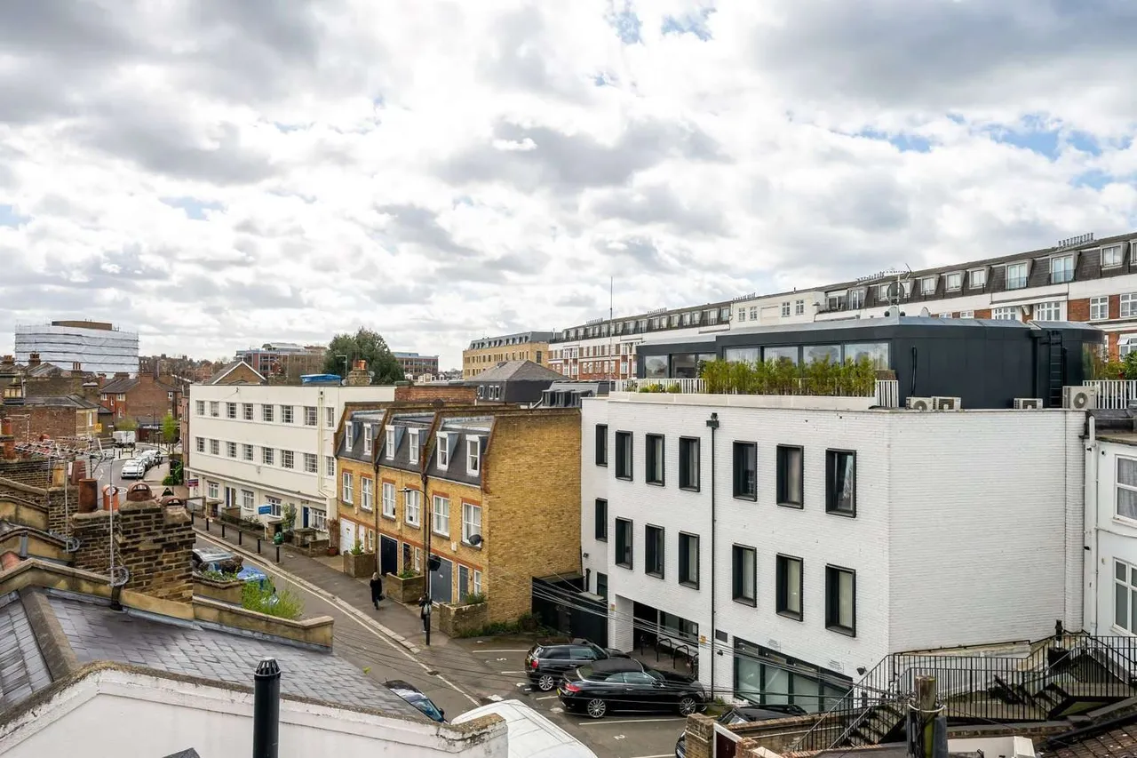 Fulham Road, London, SW6, photo 11
