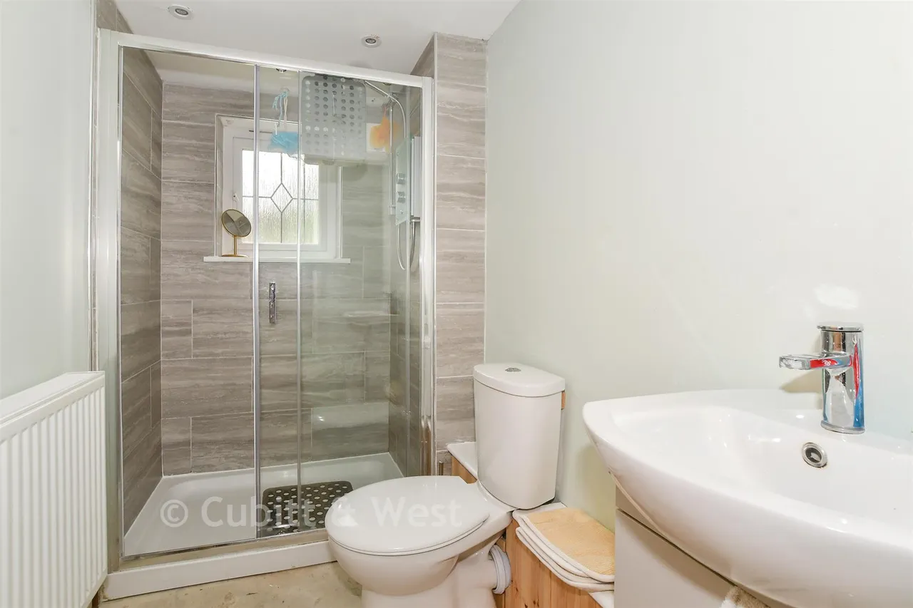 Smallfield Road, Horne, RH6, photo 8