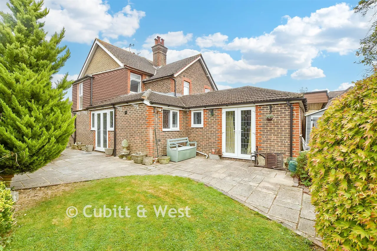 Smallfield Road, Horne, RH6, photo 12