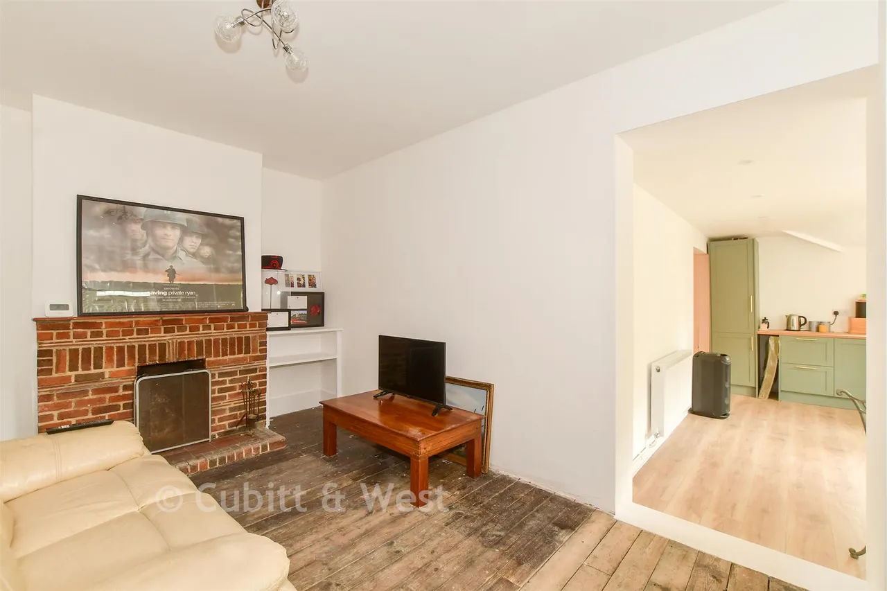 Smallfield Road, Horne, RH6, photo 5
