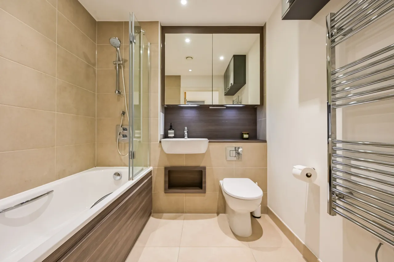 Flat 21, Lyall House, 2 Shipbuilding Way, London, photo 6