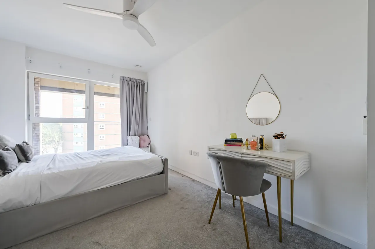 Flat 21, Lyall House, 2 Shipbuilding Way, London, photo 8