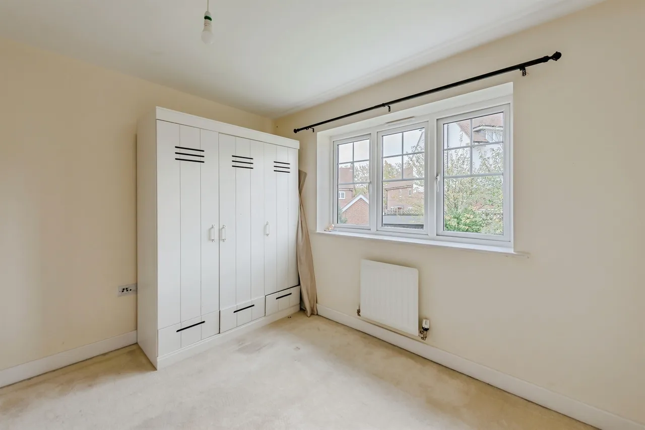Kilnwood Close, Faygate, Horsham, photo 12