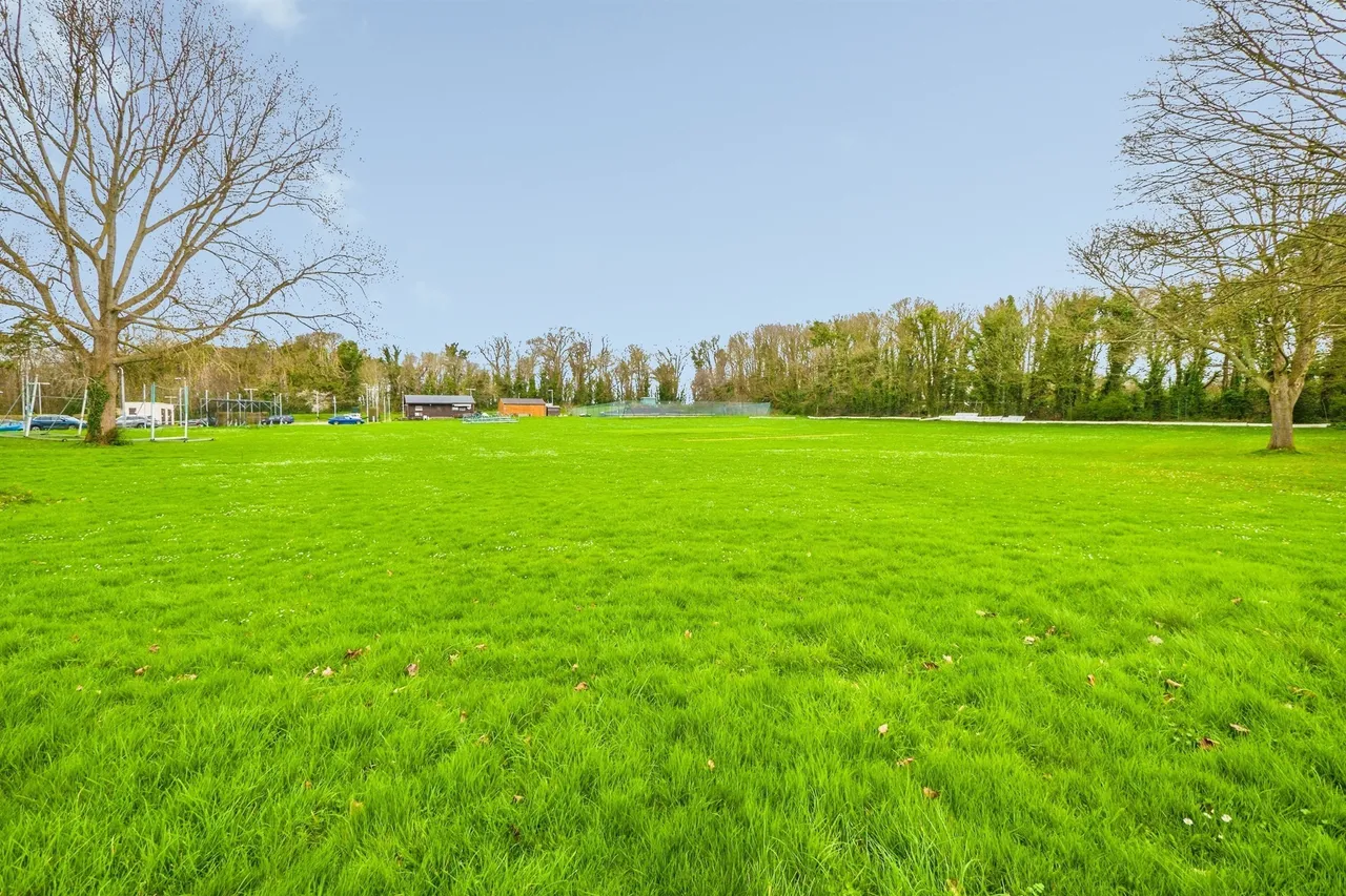 Woodlands, Hayes Point, CF64, photo 15