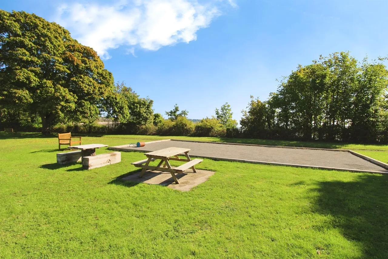 Woodlands, Hayes Point, CF64, photo 14