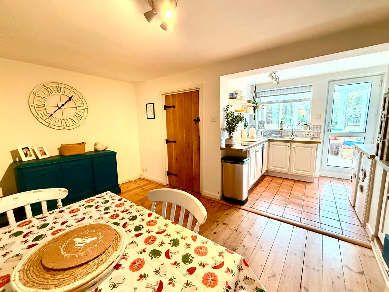 60 Priors Hill, Wroughton, Swindon, Wiltshire, SN4 0RW, photo 5