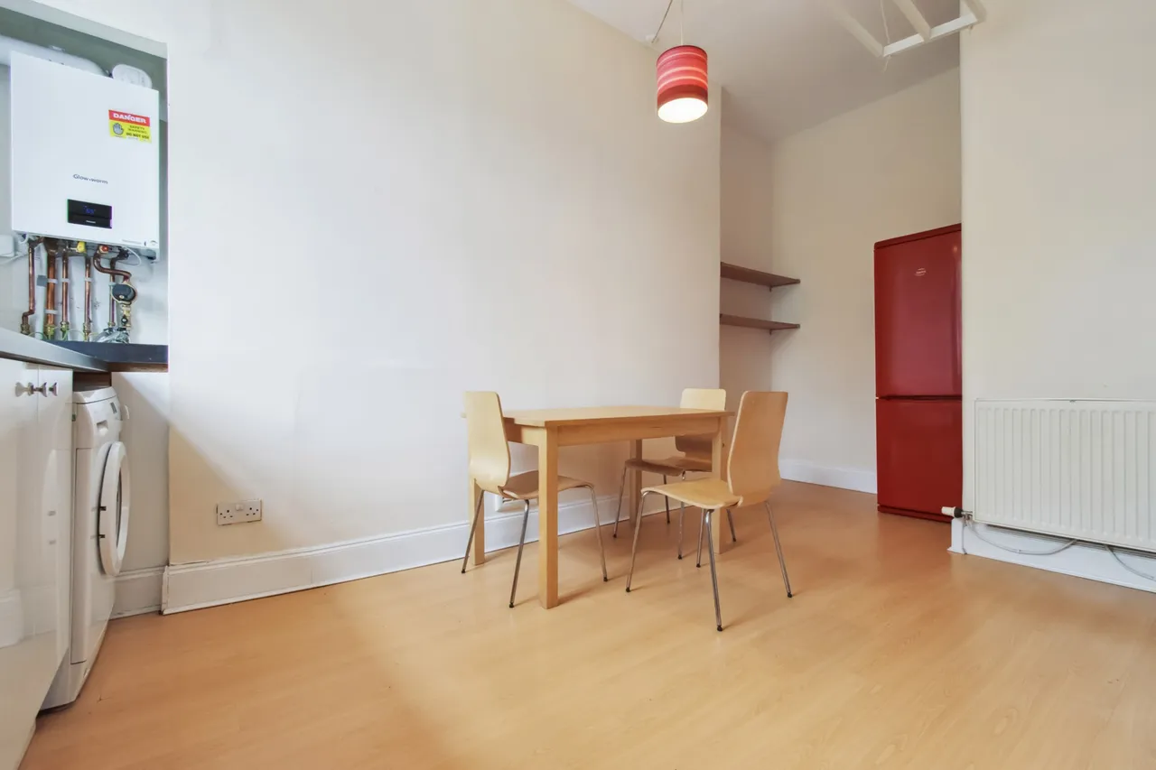 Jedburgh Gardens, Glasgow, G20, photo 6