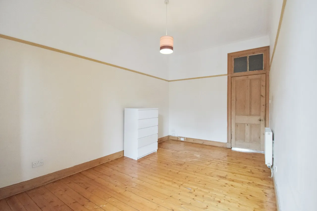 Jedburgh Gardens, Glasgow, G20, photo 11