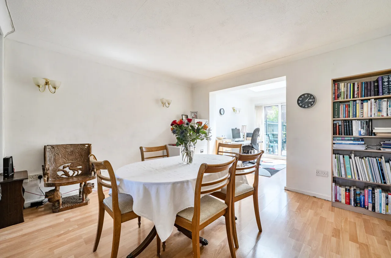Woodies Close, Binfield, Bracknell, Berkshire, RG42 4EH, photo 4